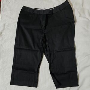 🌴 5/$13 George Black Dress Shorts